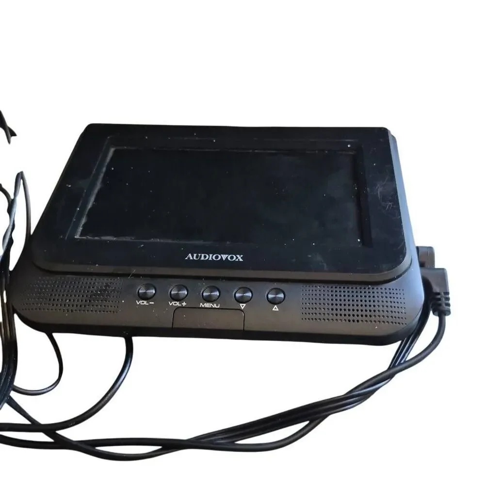 DVD PLAYER AUDIOVOX portable DVD player